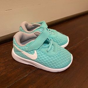 Toddler Nike size 5 sneakers